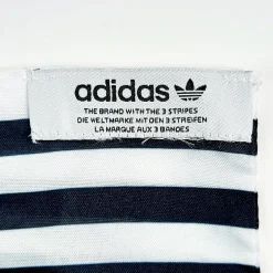 Adidas huivi koko 68x184 cm