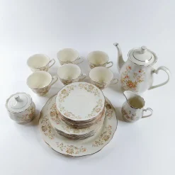 Budlet Fine China kahviastiasto 22 osainen
