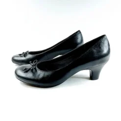Clarks avokkaat koko 39