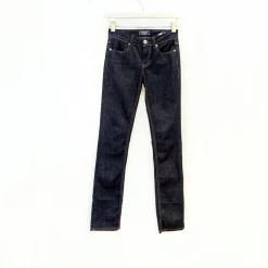 Guess farkut koko 25"