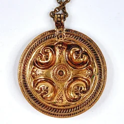 Kalevala Koru Räisälän riipus