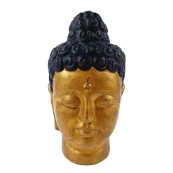 Keraaminen Buddha figuuri