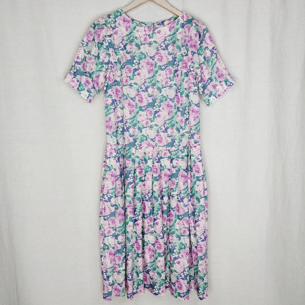 Laura Ashley pellavasekoitemekko koko 36