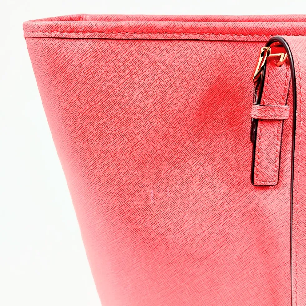 Michael Kors Jet Set Travel laukku