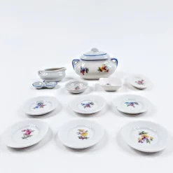 Miniatyyri posliiniastiasto nukkekotiin 12 osaa