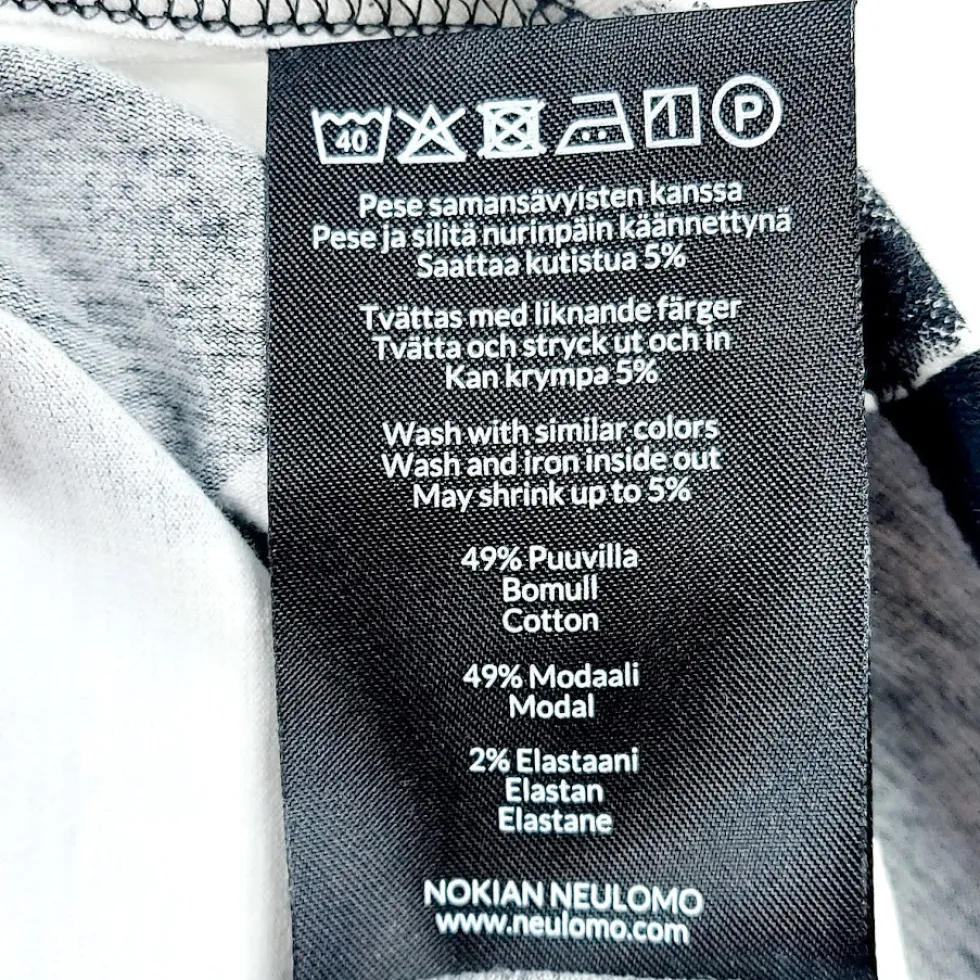 Neulomo Veera trikootuninka koko S