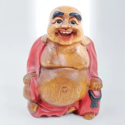 Puinen Buddha patsas