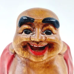 Puinen Buddha patsas