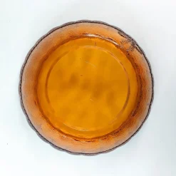 Ruskea lasikulho