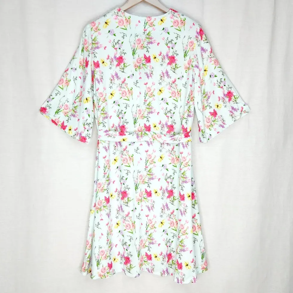 Televisio Lifestyle Store mekko koko XS/S