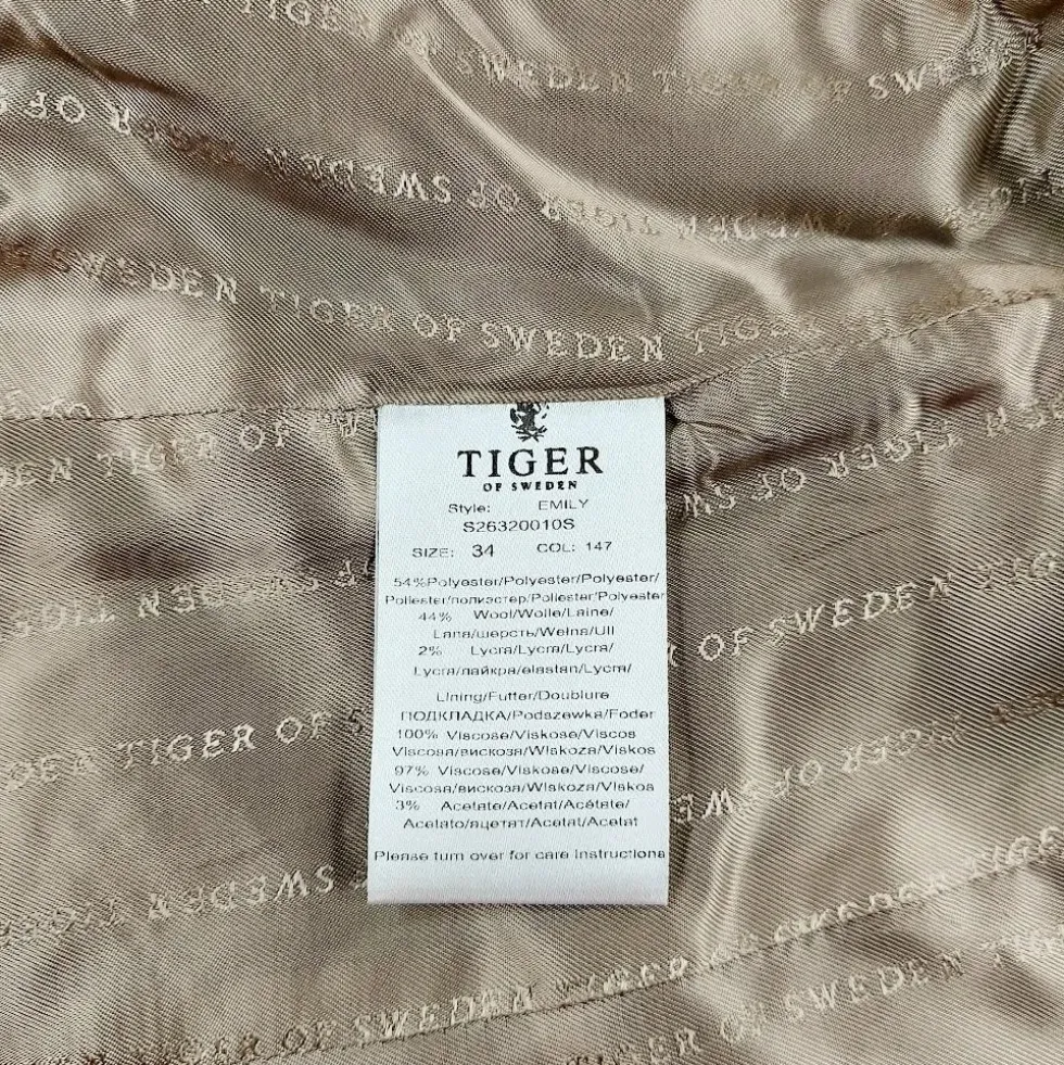 Tiger of Sweden Emily bleiseri koko 34